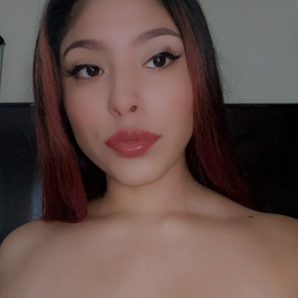 Meet your Posher, Paola - Picture 1 of 1